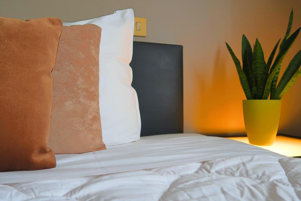 Hotel Adoma Gent Dış mekan fotoğraf