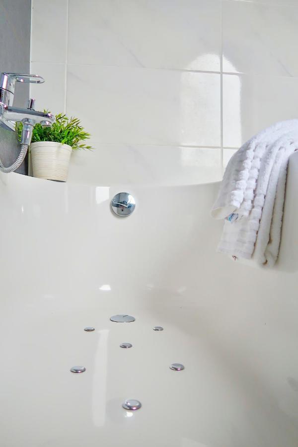 Hotel Adoma Gent Dış mekan fotoğraf
