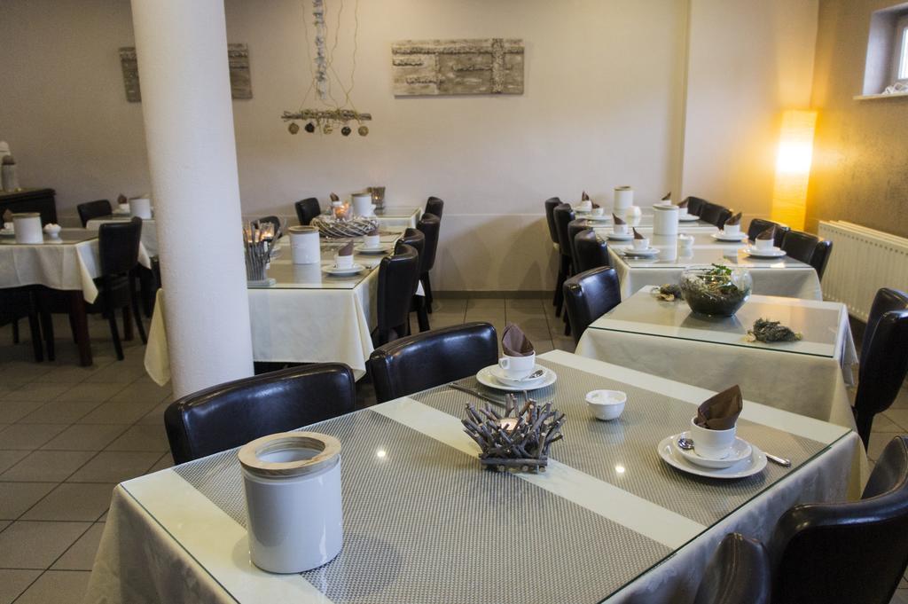 Hotel Adoma Gent Dış mekan fotoğraf